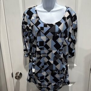 Geometric Patterned Women's Top - Black, Blue, White